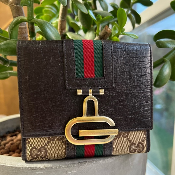 Gucci Handbags - GUCCI Sherry Line PVC Leather Bifold Wallet